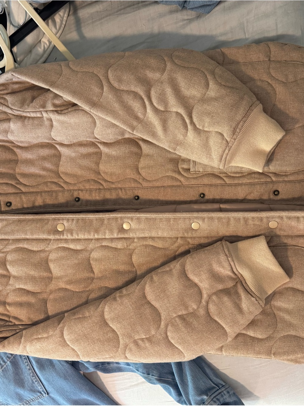 Madewell Quilted Snap-Front Jacket in Warm Taupe